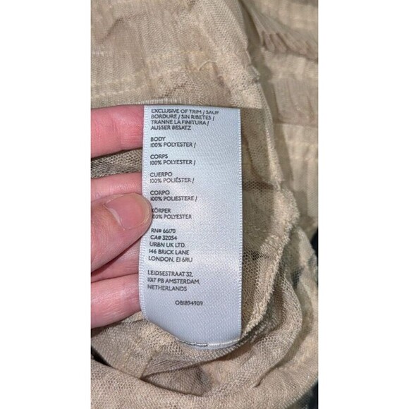 Kimchi Blue Dress XS Women's Cream Ruffle Trim Rosette One Shoulder Leg Slit - Picture 10 of 10